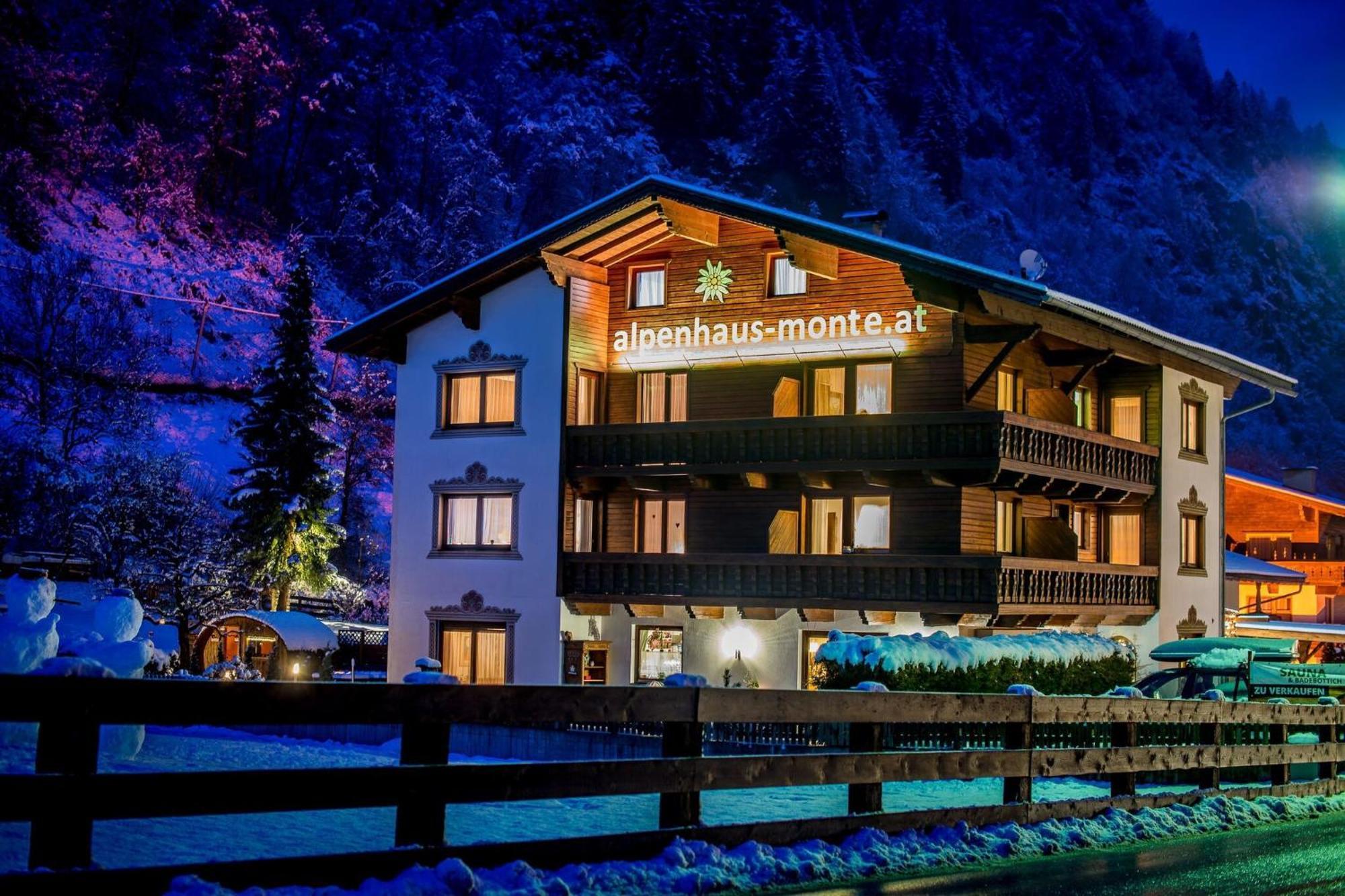 Alpenhaus Monte Hotel นอยชติฟ อิม ชตูไปทัล ภายนอก รูปภาพ